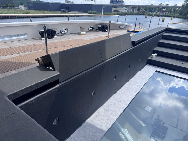 installation_of_pool_hatch_foldable